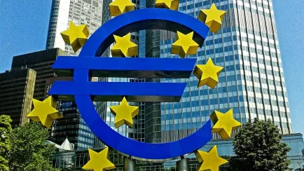 BCE cambia modelli interni di rating sul credito