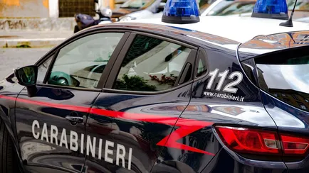 Foto generica di una volante dei carabinieri