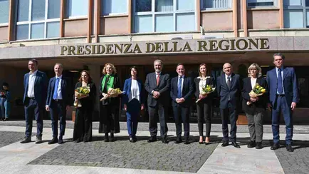 Il presidente della Regione Lazio Francesco Rocca con la nuova Giunta