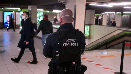 Generica foto della sicurezza in metropolitana