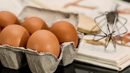 le uova fanno male al fegato?